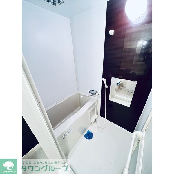 クリスタルガーデンの物件内観写真