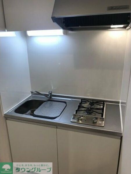 セブンシーズン栄生の物件内観写真