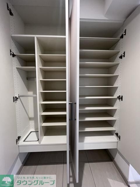 ベルヴュコート名古屋則武の物件内観写真