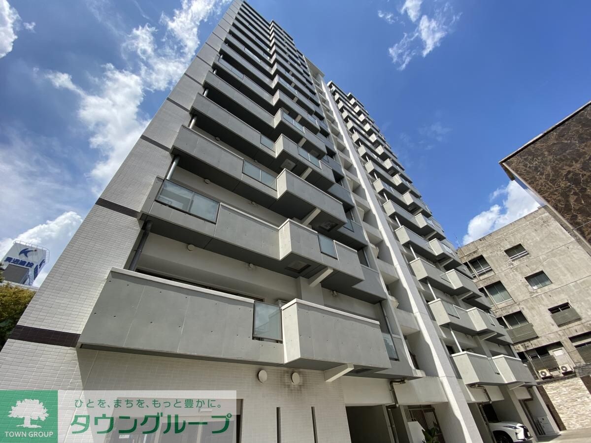 ファーストレジデンス栄の物件外観写真