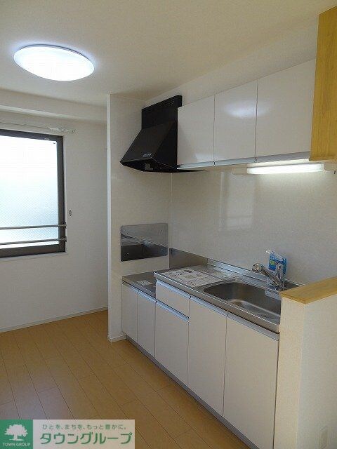 モデッサ芳野Sの物件内観写真