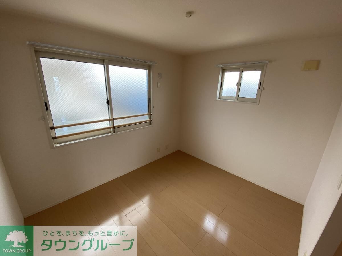 ウィン エレガンスの物件内観写真