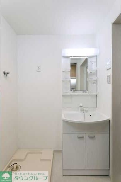 ジュネス稲葉地町の物件内観写真