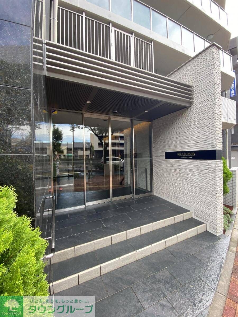 リシュドール鶴舞公園の物件内観写真