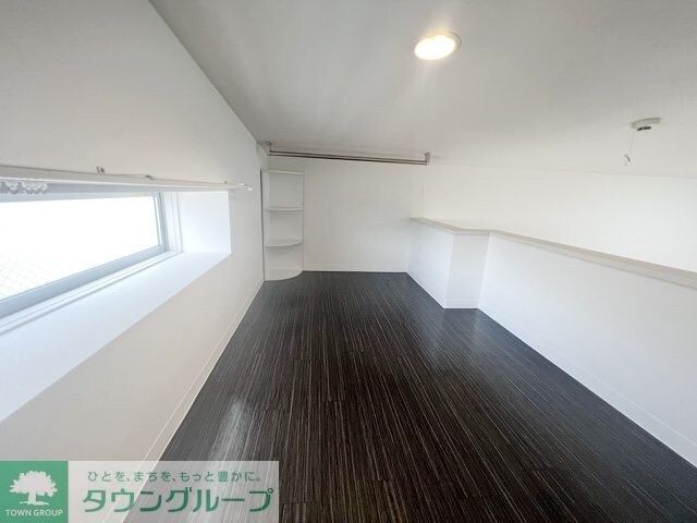 White Hills Eastの物件内観写真