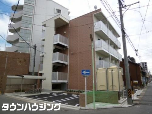 レオパレスエトワール則武の物件外観写真