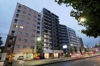 ベルグレード王子DUEの物件外観写真