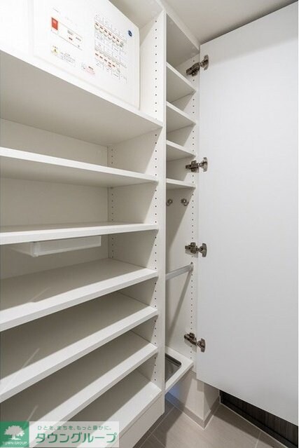 コンフォリア・リヴ東池袋の物件内観写真