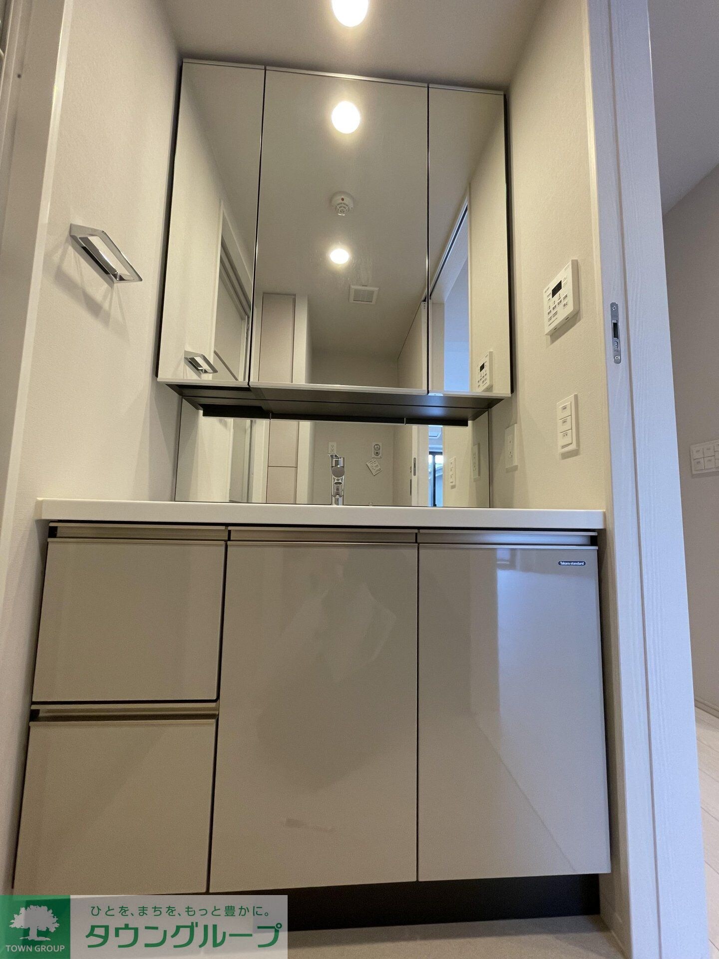 ルフォンプログレ志村坂上の物件内観写真