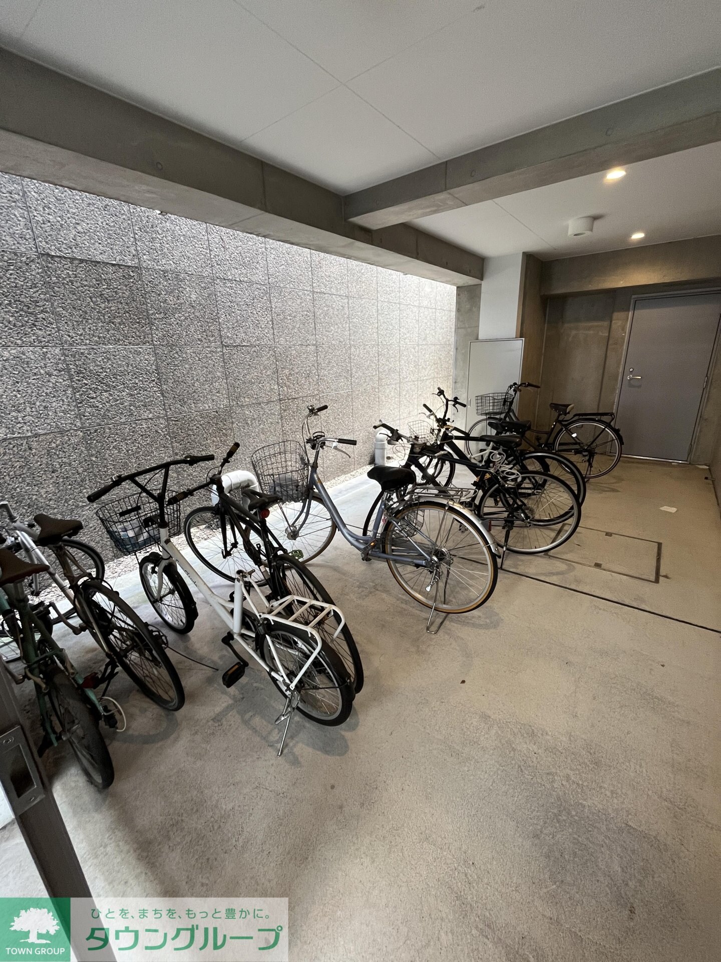 Bee Flatsの物件内観写真