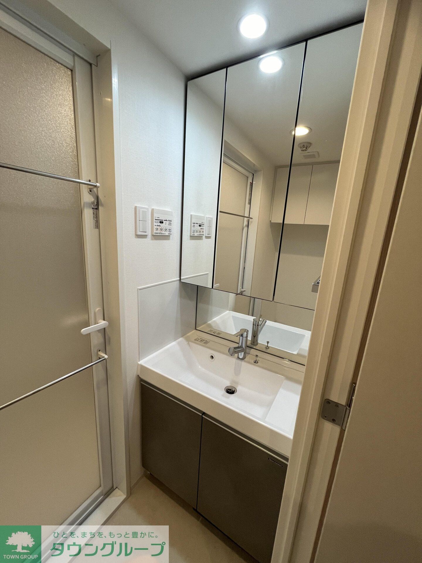 アジールコート山手動坂の物件内観写真