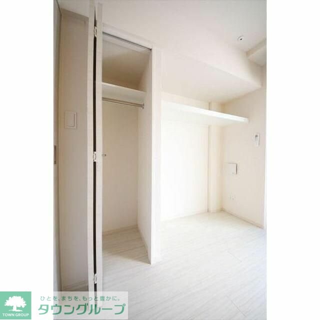 AZEST 志村三丁目IIの物件内観写真