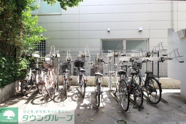 ADESSO SHIMURA UNIFORT DESIGNの物件内観写真