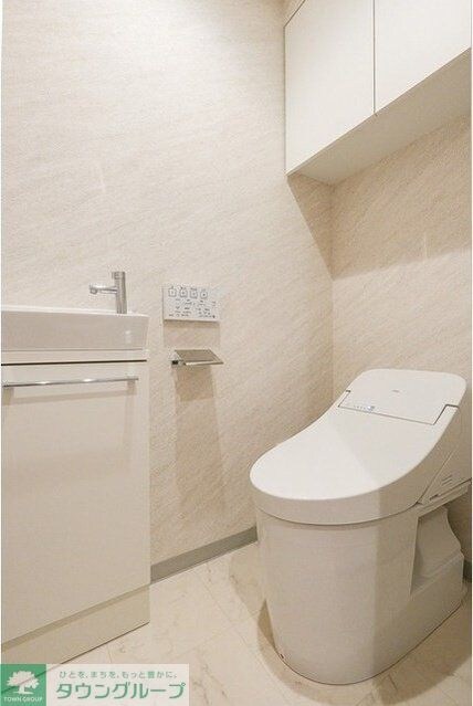 コンフォリア・リヴ文京護国寺の物件内観写真