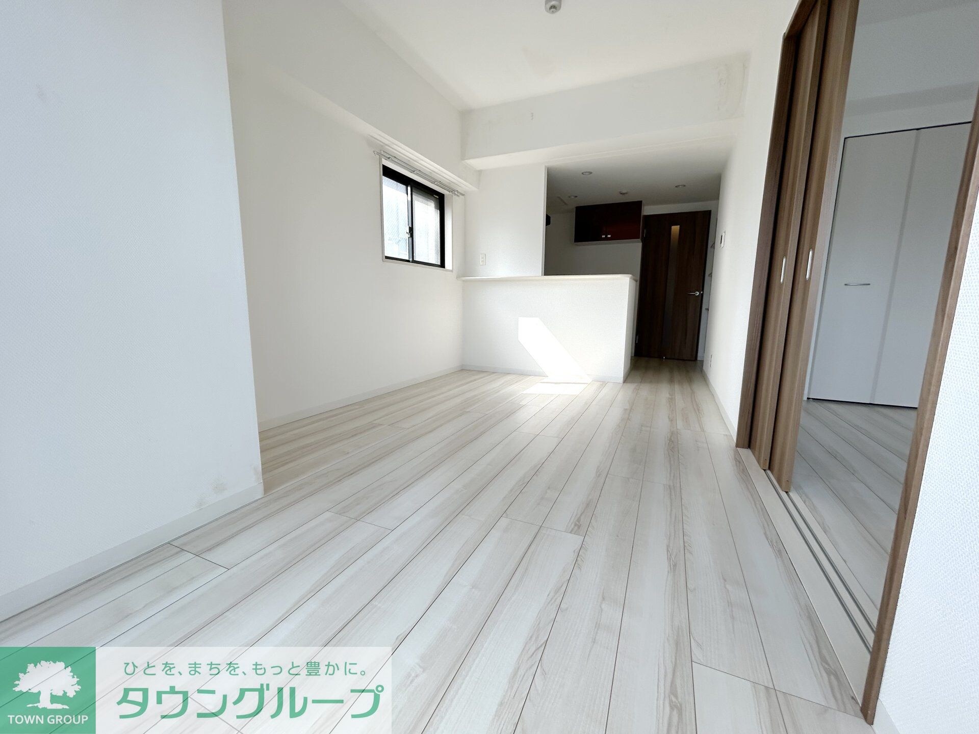 イート アパートメント ヴェリタスの物件内観写真