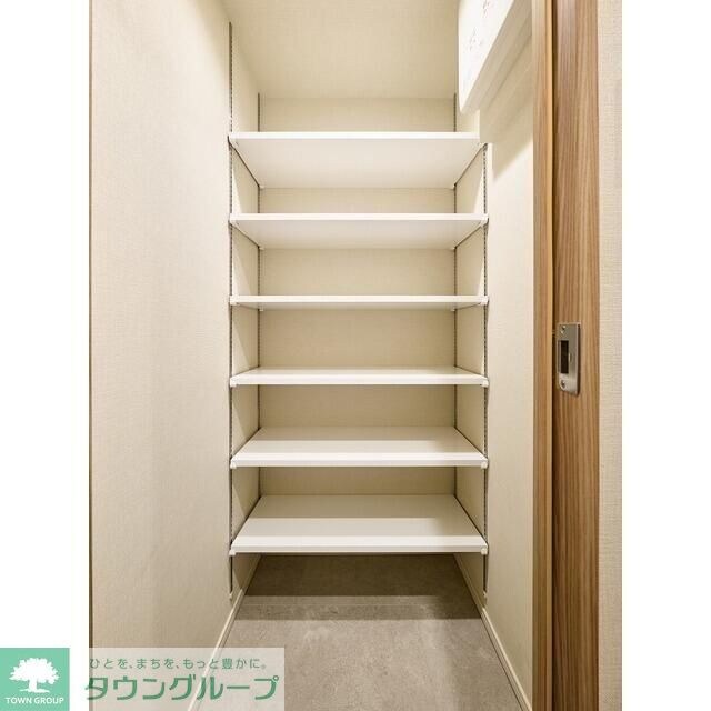 コンフォリア・リヴ西大島SOUTHの物件内観写真