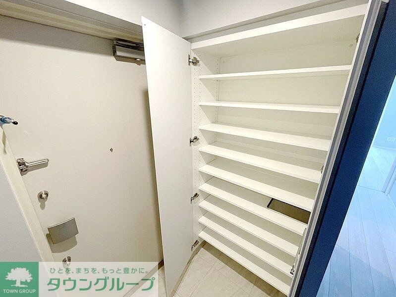 オーパスレジデンス南青山の物件内観写真