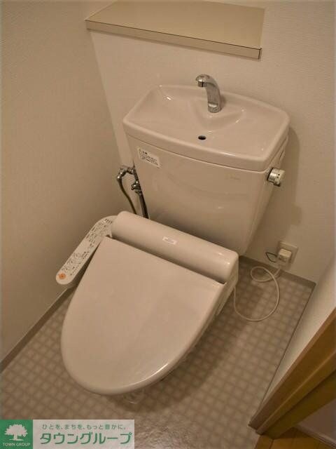 白金台アパートメントの物件内観写真