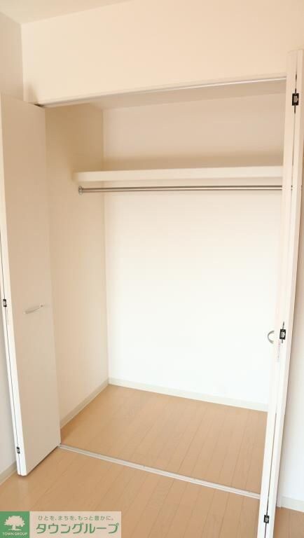 エ リヴィエールの物件内観写真