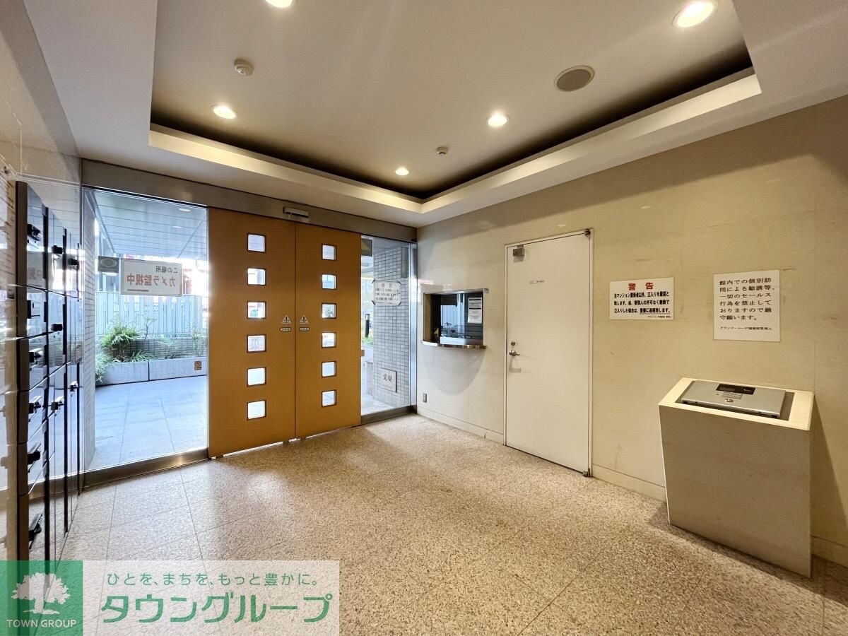 ONE ROOF FLAT TOGOSHIの物件内観写真