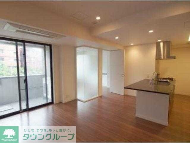 アルティスコート南青山の物件内観写真