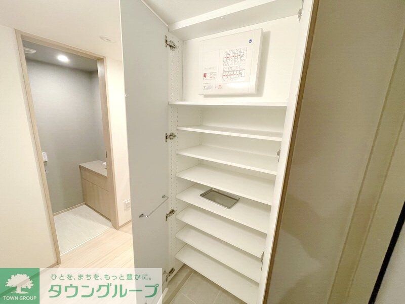 オーパスレジデンス南青山の物件内観写真