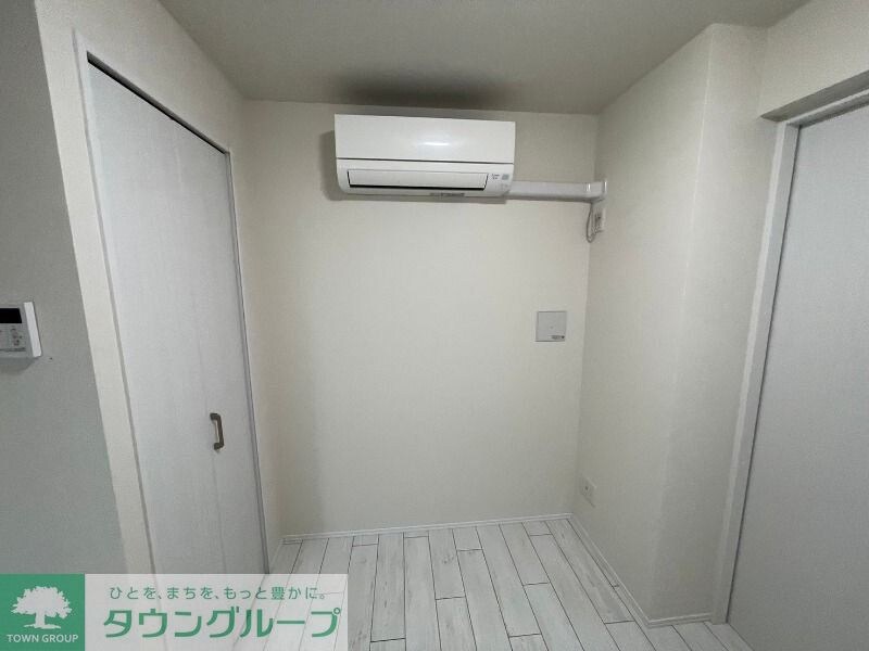 CREAL新富町の物件内観写真