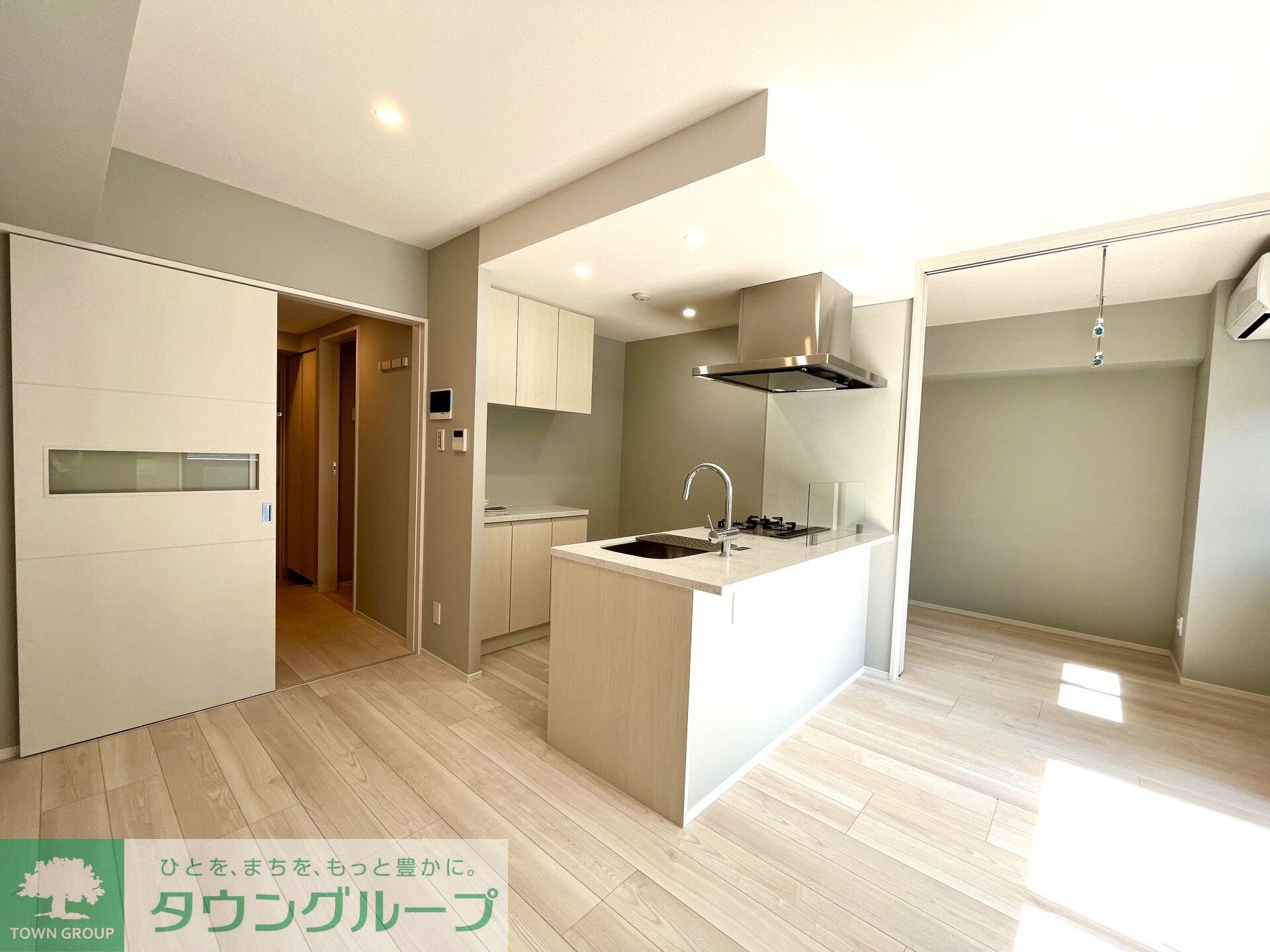 オーパスレジデンス南青山の物件内観写真