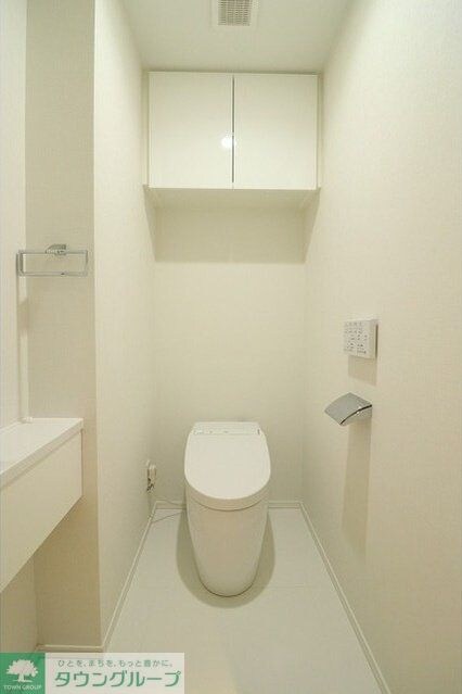 リバーレ麻布十番の物件内観写真