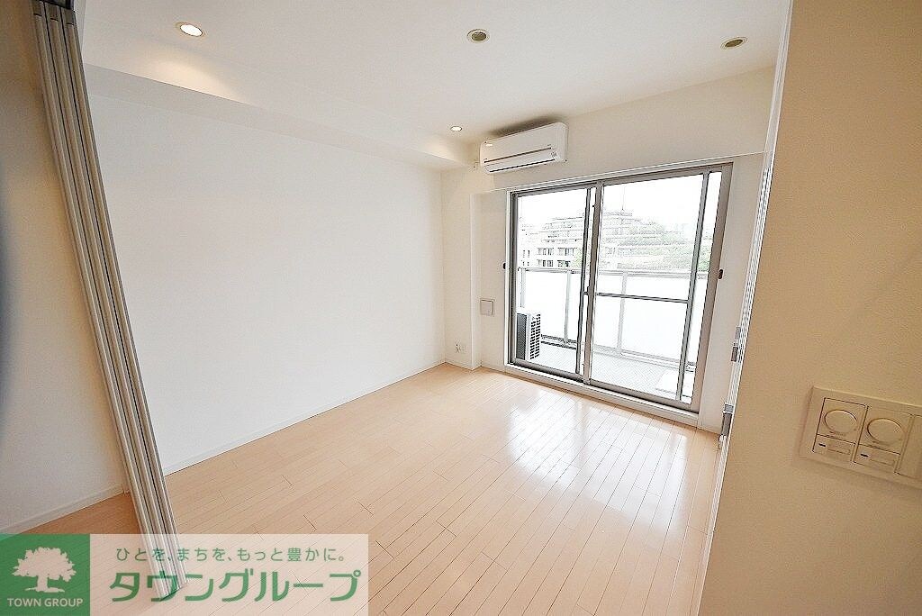 コンフォリア西麻布の物件内観写真