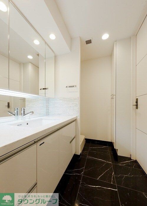 グランドコンシェルジュ六本木の物件内観写真