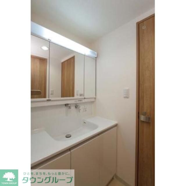 リバー&タワーの物件内観写真