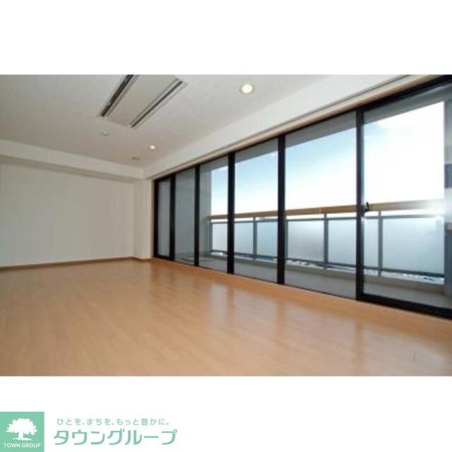 リバー&タワーの物件内観写真