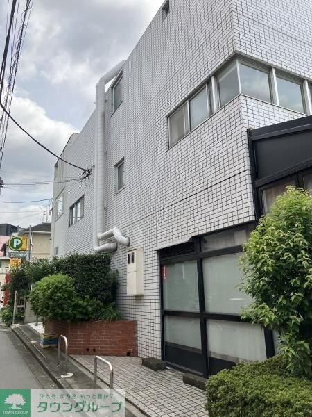 サワタカビルの物件外観写真