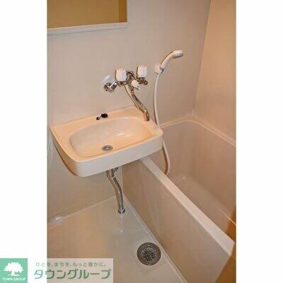 リクレイシア西麻布II番館の物件内観写真