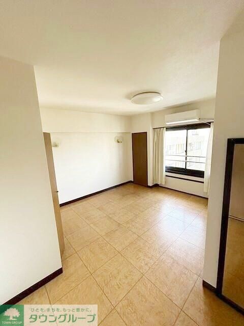 ニュー赤坂コーポラスの物件内観写真