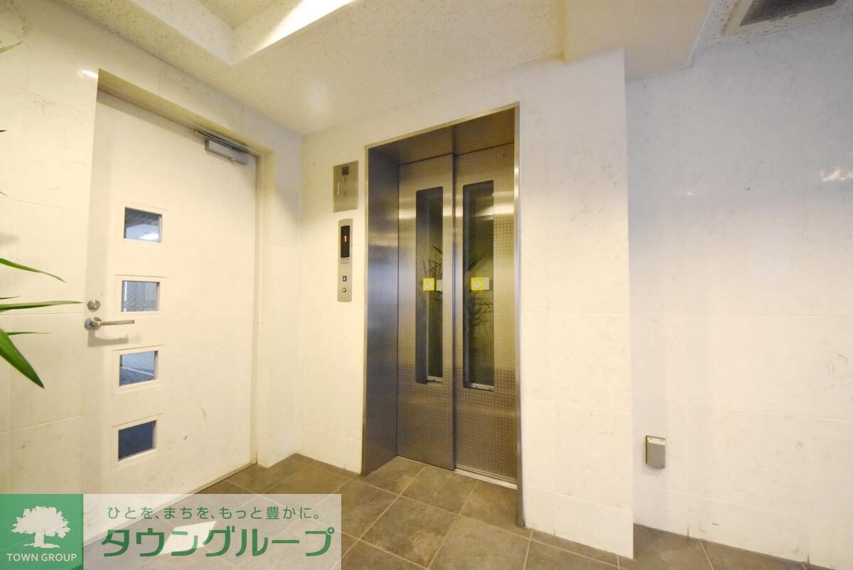 カスタリア新富町IIIの物件内観写真