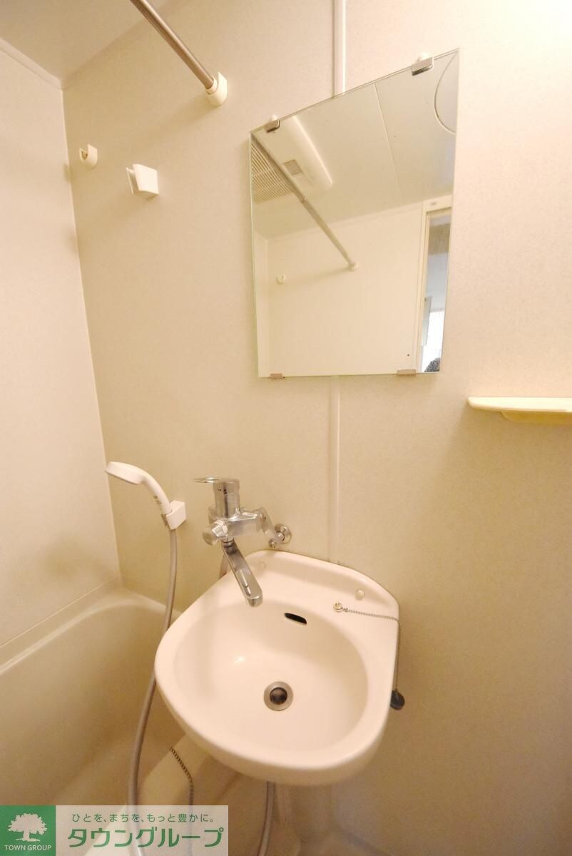 カスタリア新富町IIIの物件内観写真