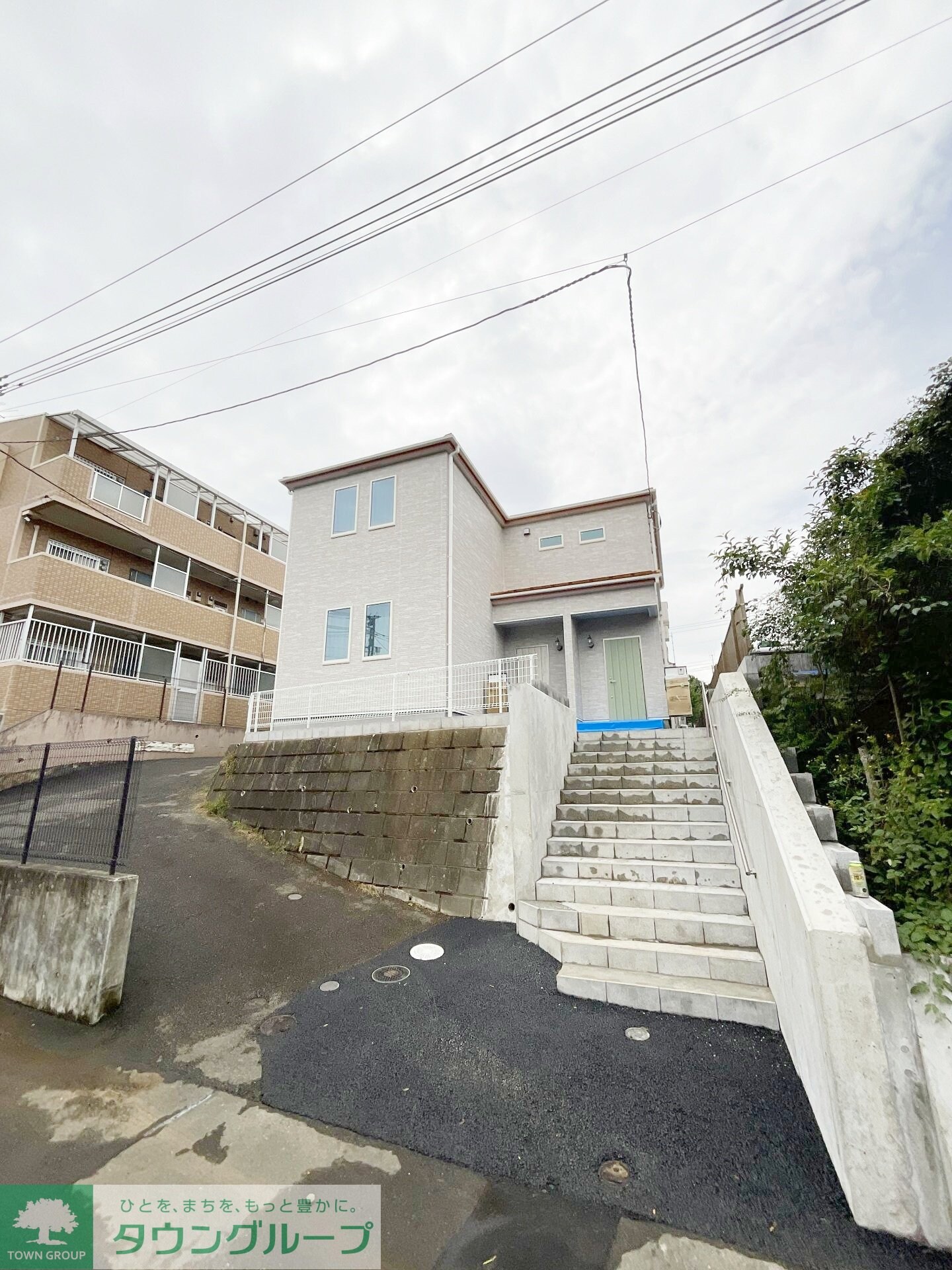 ハーベスト十番館の物件外観写真