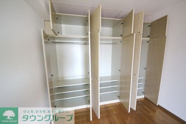 オクトス市ケ尾の物件内観写真