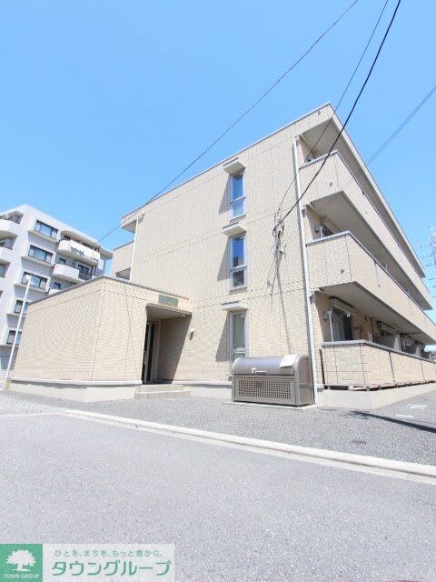 ヴィーブル草薙の物件外観写真