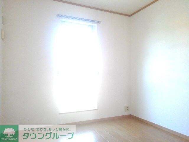 ラシーヌ弐番館の物件内観写真