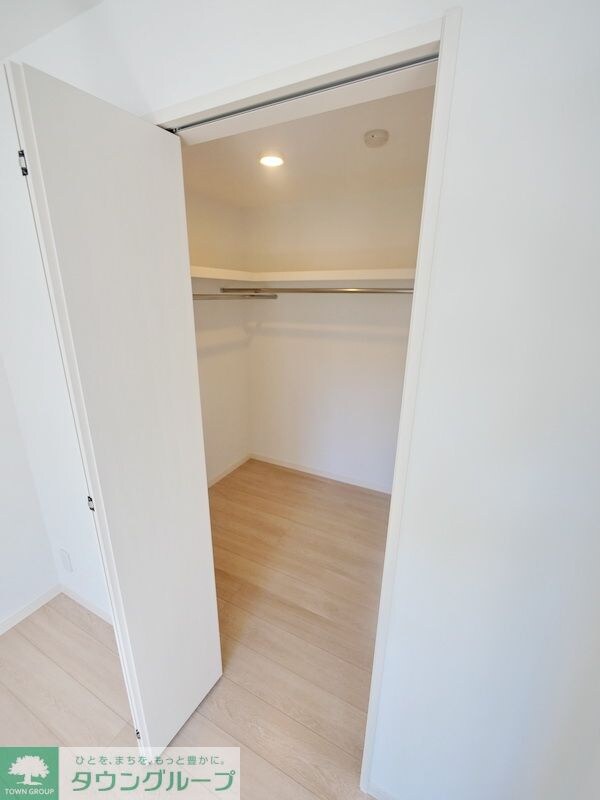 THREE ISLANDの物件内観写真