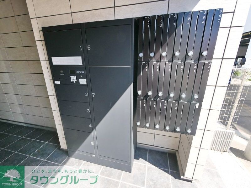 THREE ISLANDの物件内観写真