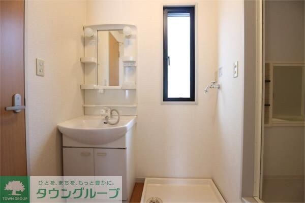 ライジングコートの物件内観写真