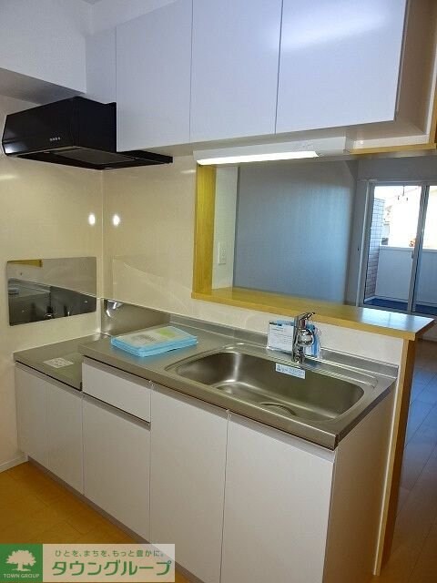 リリーガーデンの物件内観写真