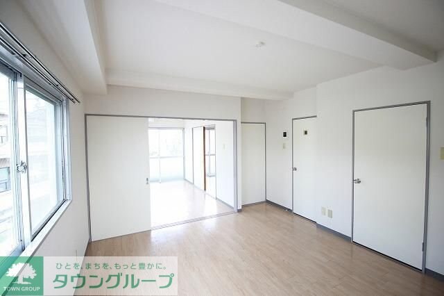 市川ビルの物件内観写真