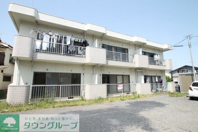 ファミール パレスの物件外観写真