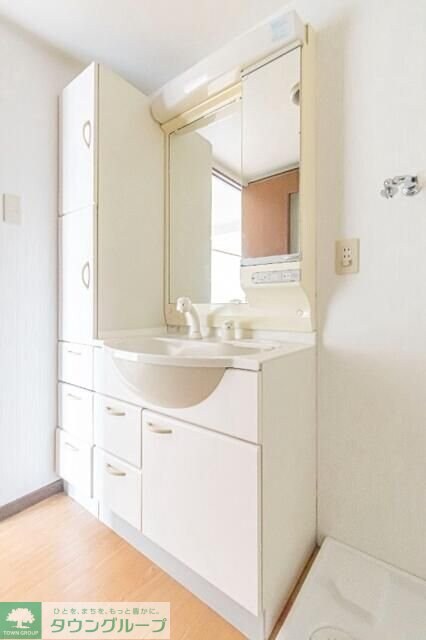 高尾パークハイツ A棟の物件内観写真