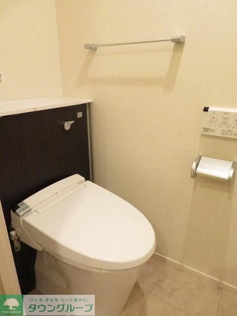 シュトラーレ 八日町の物件内観写真